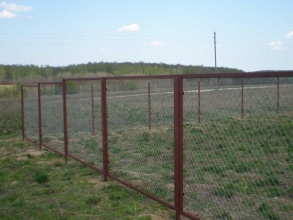Забор из сетки рабицы в натяг секционный 12 метров фото в Фрязино